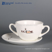 Diseño único blanco logotipo personalización Copa de café de porcelana fina y platillo con dos manijas, personalizado impreso tazas de espresso
